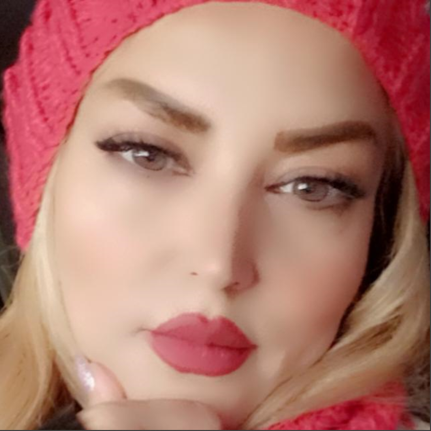 مریم صادقی